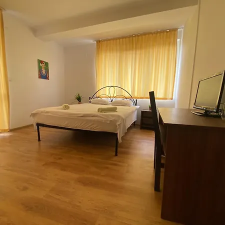 Guest Ξενοδοχείο 2*