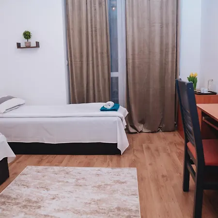 Ξενοδοχείο Guest