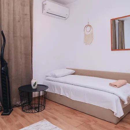 Ξενοδοχείο Guest